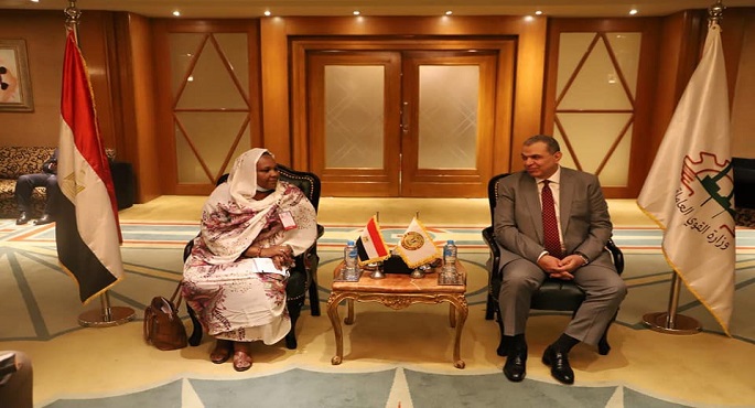 بالصور.. سعفان يبحث مع نظيرته السودانية نقل الخبرة المصرية في الحوسبة والتدريب والتفتيش العمالي والسلامة