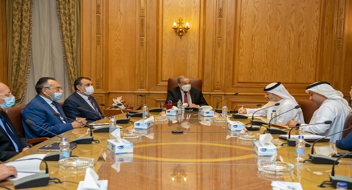 بالصور.. وزير الدولة للإنتاج الحربي والمدير العام لمجلس الإمارات للشركات الدفاعية يبحثان سبل تعزيز التعاون