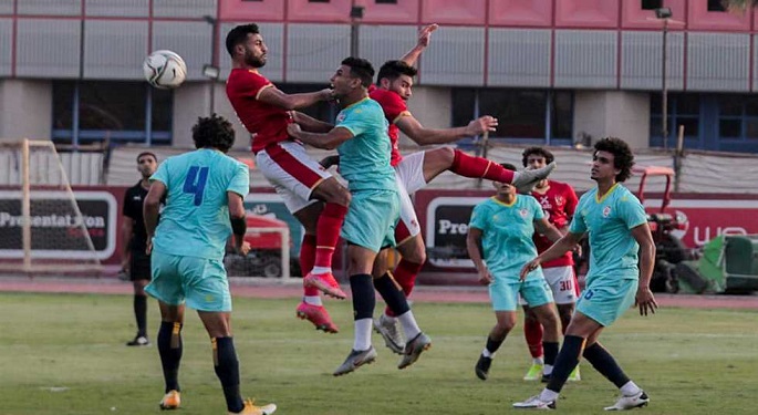 الأهلي يتعادل مع بتروجيت وديا دون أهداف