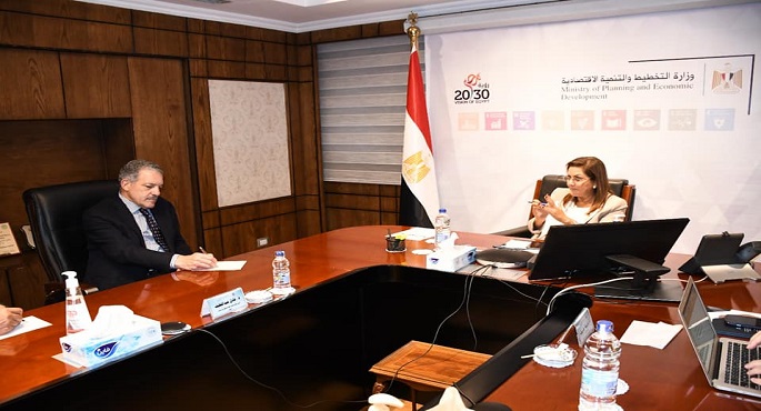 بالصور.. هالة السعيد تبحث تنفيذ تكليفات الرئيس السيسي الخاصة بتقرير التنمية البشرية في مصر 2021
