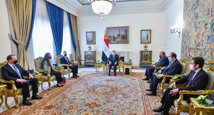 الرئيس ومستشار الأمن القومي الأمريكي يبحثان مستجدات القضية الفلسطينية وسبل إحياء عملية السلام