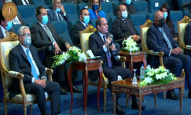 بالفيديو .. الرئيس السيسي : الوعي والتنمية العالية للفكر هما أساس بناء المجتمع