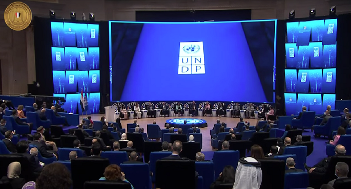 الرئيس السيسي يشهد جلسة نقاشية حول تقرير الأمم المتحدة للتنمية البشرية 2021
