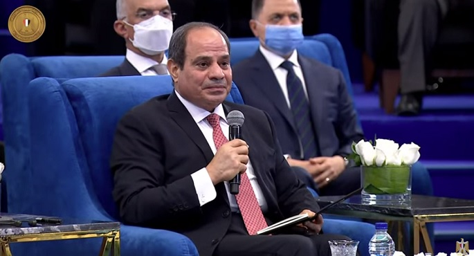 الرئيس السيسي: تقرير التنمية البشرية شهادة للشعب المصري وليس للدولة فقط كونه يتسم بالشفافية