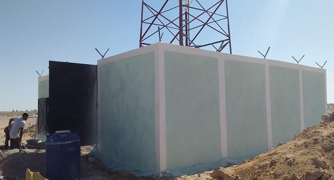 بالصور.. بدء تركيب أول برج اتصالات داخل أراضي مشروع الـ ١.٥ مليون فدان بمنطقة المغرة