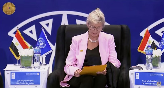 ممثلة صندوق الأمم المتحدة للسكان: الحكومة المصرية تفي بالتزاماتها الدستورية بمجالي الصحة والتعليم