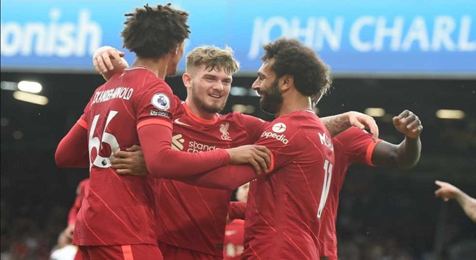 صلاح يقود ليفربول للفوز على ليدز بثلاثية ويدخل نادي المئة بالدوري الإنجليزي