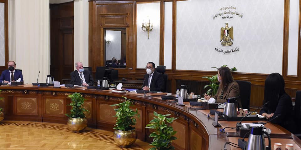 بالصور.. رئيس الوزراء يستقبل نائب السكرتير العام لمنظمة التعاون الاقتصادي والتنمية “OECD”