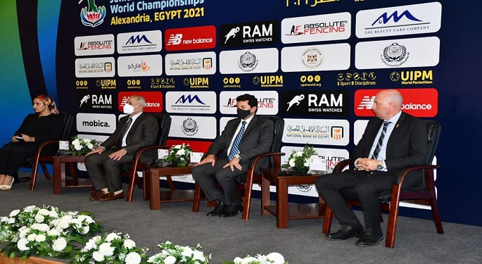 بالصور.. وزير الرياضة يشهد مؤتمر الإعلان عن استضافة مصر بطولة العالم للخماسي الحديث للشباب