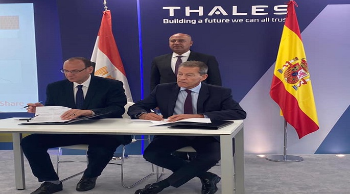 بالصور.. وزير النقل يشهد توقيع مذكرة تفاهم بين السكك الحديدية وشركة تاليس الاسبانية
