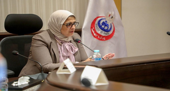 وزيرة الصحة تناشد طلاب الجامعات والمعاهد العليا بسرعة التوجه لأقرب مركز شباب لتلقي اللقاح على الفور