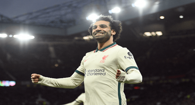 صلاح ينافس ميسي ورونالدو على جائزة الأفضل في العالم
