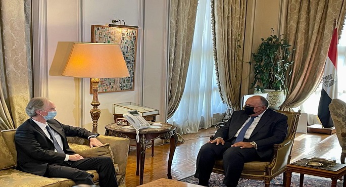 بالصور.. شكري يؤكد دعم ‫مصر‬ لكافة المساعي الرامية إلى إيجاد تسوية شاملة للأزمة السورية