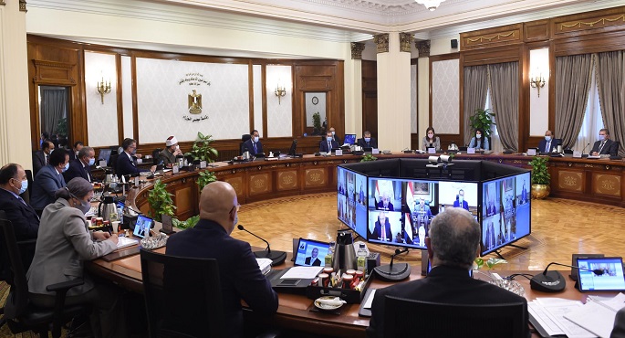 بالصور.. خلال اجتماع الحكومة.. رئيس الوزراء مشيدا بالقرار التاريخي للرئيس بإلغاء مد حالة الطوارئ: يعكس استقرار الأوضاع في مصر