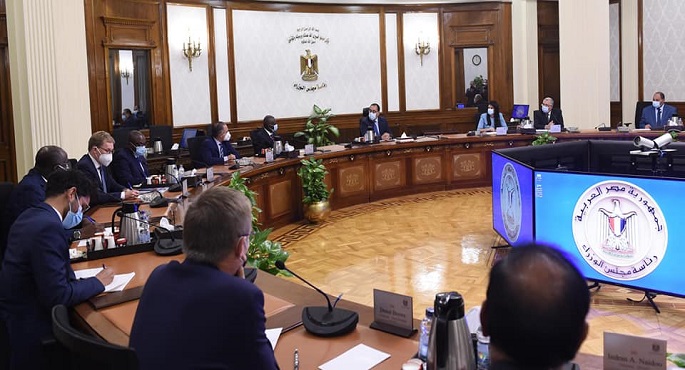 بالصور.. رئيس الوزراء يلتقي أعضاء المجلس التنفيذي للصندوق الدولي للتنمية الزراعية “إيفاد”