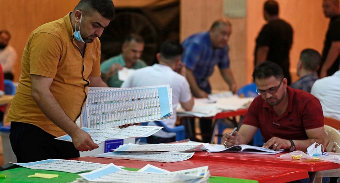 مفوضية الانتخابات العراقية: لم نسجل حتى الآن اختلافاً بين نتائج الفرزين الإلكتروني واليدوي