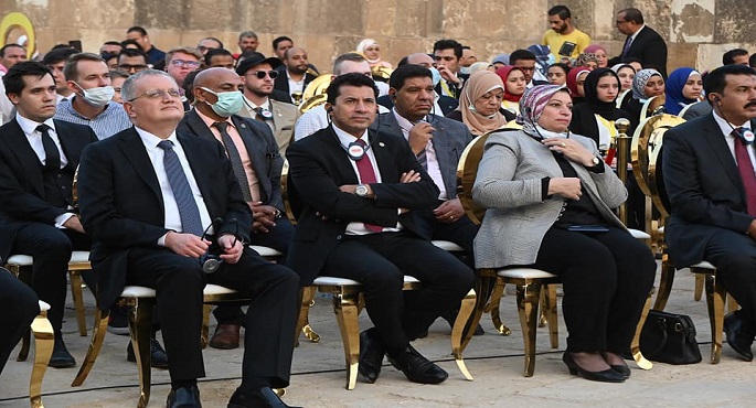 بالصور..وزير الشباب والرياضة والسفير الروسي يختتمان منتدى الشباب المصري الروسي في نسخته الثانية