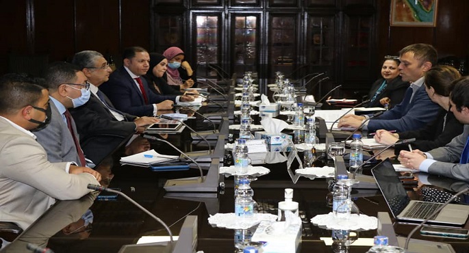 بالصور.. وزير الكهرباء يستعرض الانجازات التى نجح قطاع الكهرباء في تحقيقها