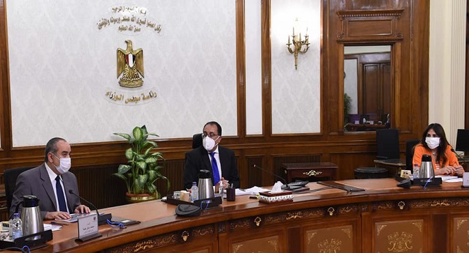 رئيس الوزراء يستعرض مع وزير الطيران مستجدات إعادة هيكلة قطاع الطيران المدني والشركة القابضة لـ “مصر للطيران”