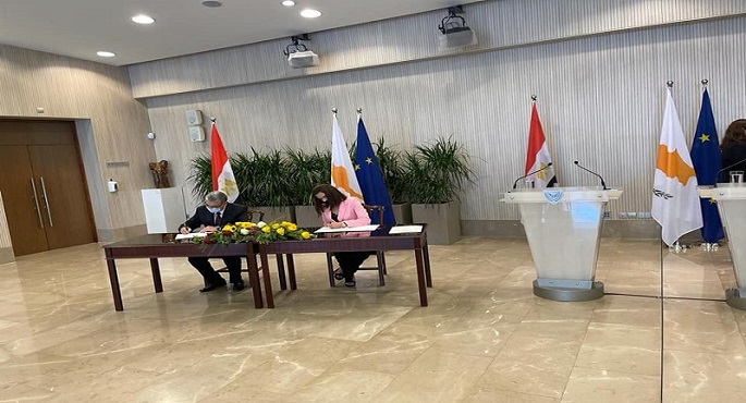 بالصور ..مصر وقبرص توقعان مذكرة تفاهم للربط الكهربائي الثنائي