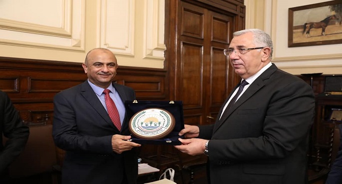 بالصور.. وزير الزراعة يبحث مع أمين عام وزارة الزراعة الأردني أفاق التعاون بين البلدين