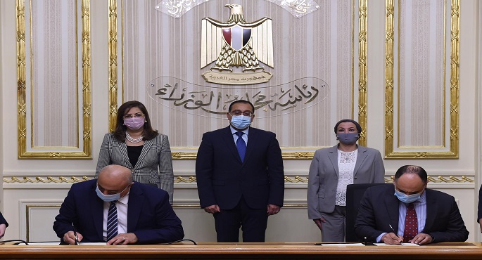 بالصور .. رئيس الوزراء يشهد مراسم توقيع بروتوكول تعاون بشأن تطوير البنية المعلوماتية بوزارة البيئة