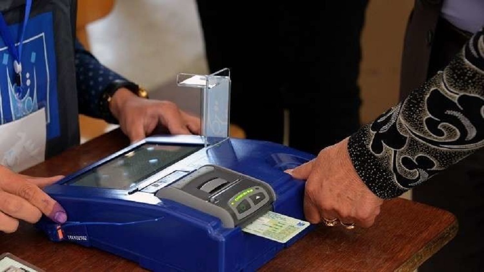 الانتخابات العراقية.. تنافس حاد بين قائمتي “الفتح” و”سائرون”