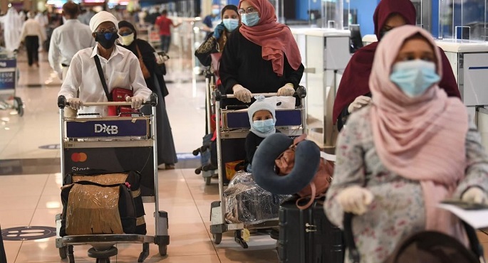الأنباء : إلغاء قرار حظر تجديد إقامات الوافدين فوق 60 عاما في الكويت