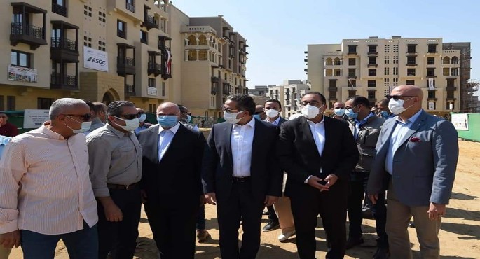 بالصور.. رئيس الوزراء يتفقد مشروع تطوير سور مجرى العيون والمنطقة المحيطة به