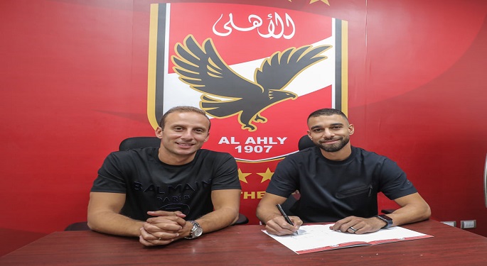 الأهلي يعلن رسميا تمديد عقد عمرو السولية لمدة عامين