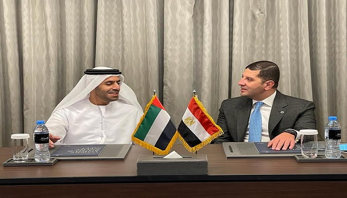بالصور..رئيس هيئة الاستثمار يعرض الفرص الاستثمارية بمصر أمام عدد من مسئولي الإمارات وقبرص