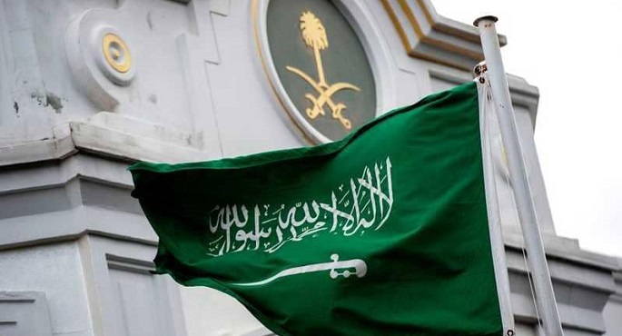 السعودية تستدعي سفيرها في لبنان للتشاور وتوقف كافة الواردات للمملكة بسبب المخدرات