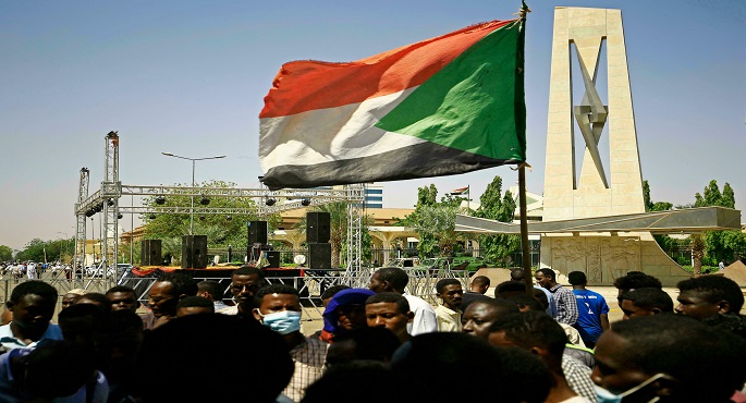 الإتحاد والخليج الإماراتيتان : السودان يحتاج إلى تعاون جميع أبنائه للعبور من الأزمة الحالية للاستقرار