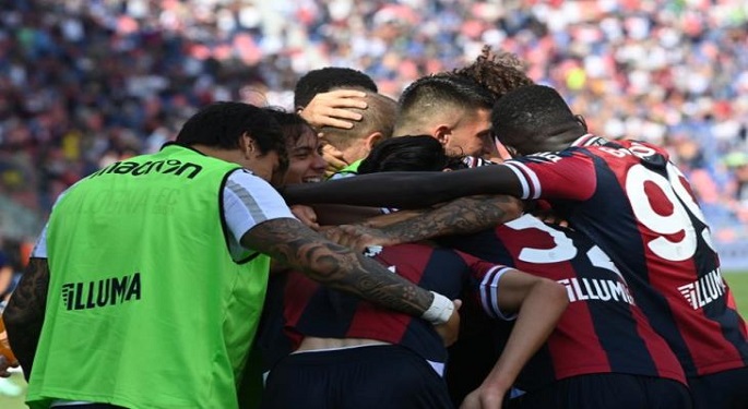 بولونيا يفوز على لاتسيو بثلاثية في الدوري الإيطالي