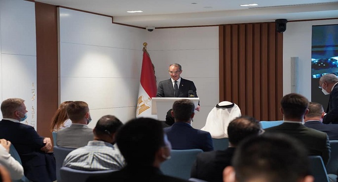 وزير الاتصالات يستعرض الفرص الاستثمارية المتاحة بمصر ضمن معرض “إكسبو دبى 2020”