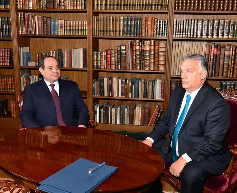 بالصور .. الرئيس السيسي يبحث مع رئيس الوزراء المجري تعزيز العلاقات الثنائية والقضايا الدولية ذات الاهتمام المشترك