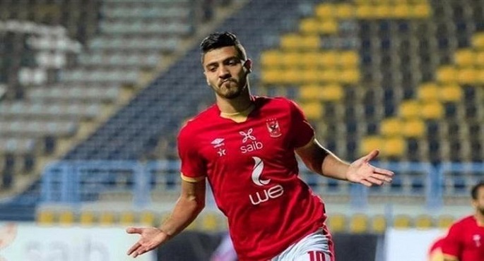 محمد شريف يعود لتدريبات الأهلي استعدادًا لمباراة الحرس الوطني بطل النيجر