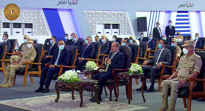 بالفيديو .. السيسي : الدولة أولت اهتماماً كبيراً بجميع المصريين على مدار السنوات الـ7 الماضية