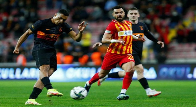 ثنائية مصطفى محمد تقود جالاتا لفوز قاتل على ريزه سبورت بالدوري التركي