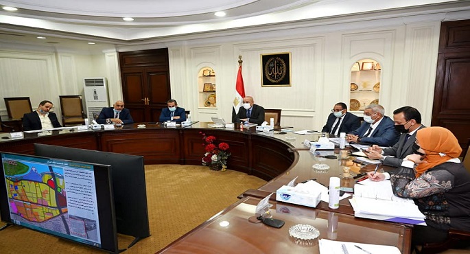 بالصور .. وزير الإسكان يستعرض البدائل المقترحة لمشروع إعادة تخطيط وتطوير المدخل الجنوبى لمدينة الجيزة
