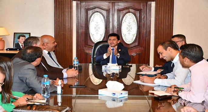 وزير الرياضة يتابع استعدادات مصر لاستضافة بطولة العالم للرماية