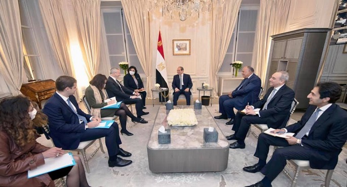 خلال لقائه وزير المالية الفرنسي .. الرئيس السيسي يعرب عن تقديره لجهود تعزيز العلاقات بين البلدين