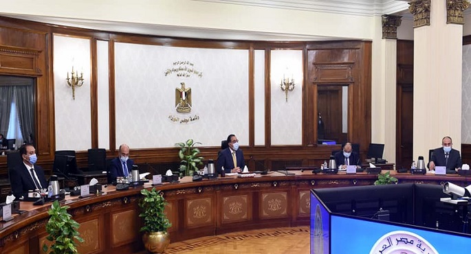 رئيس الوزراء يترأس اجتماع اللجنة الرئيسية لتقنين أوضاع الكنائس