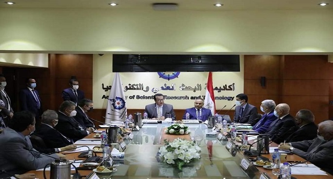 بالصور .. وزير التعليم العالي يرأس الاجتماع الأول لمجلس التخطيط والدراسات للمجالس النوعية