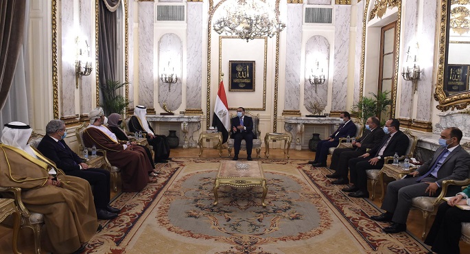 بالصور.. رئيس الوزراء يستقبل أعضاء المجلس التنفيذي للمنظمة العربية للتنمية الإدارية