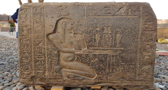 بالصور.. اكتشاف أجزاء من الواجهة الغربية والشمالية لمعبد الملك نختنبو الأول بالمطرية