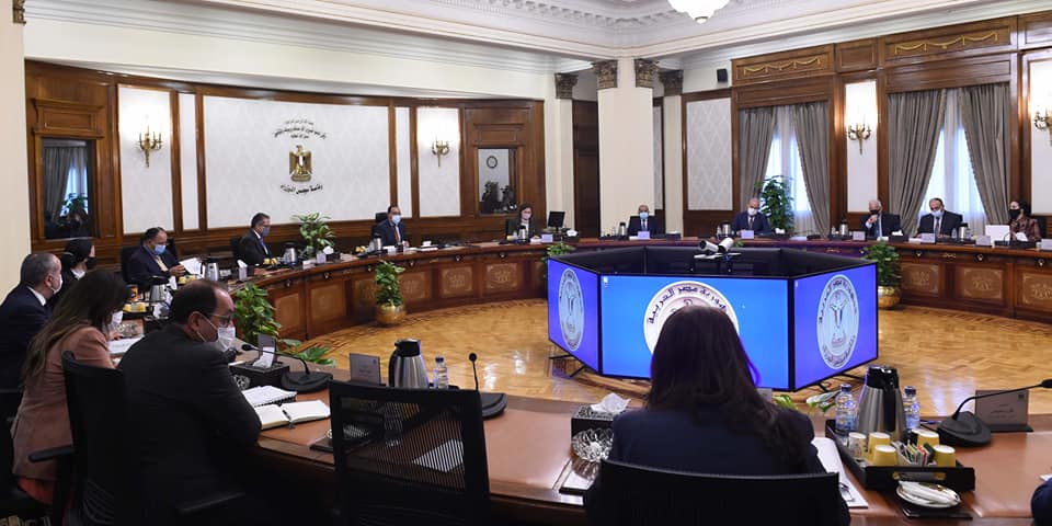 رئيس الوزراء يتابع موقف تنفيذ عدد من المشروعات التنموية والخدمية بمدينة شرم الشيخ