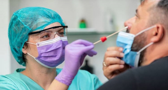 “الصحة العالمية”: اختبار “PCR” فعال في الكشف عن متحور “أوميكرون”