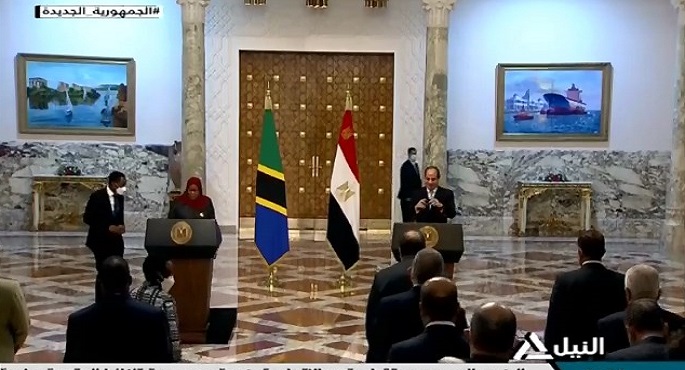 مؤتمر صحفي مشترك بين الرئيس السيسي ونظيرته التنزانية سامية حسن