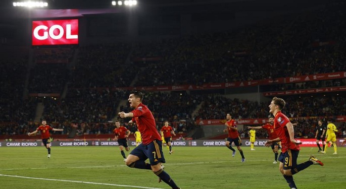 موراتا يقود إسبانيا لفوز قاتل على السويد والتأهل لكأس العالم